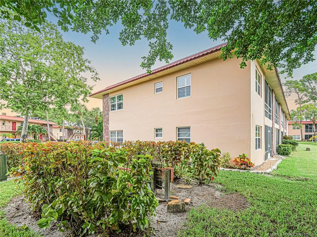 1975 SW Palm City Road #39J