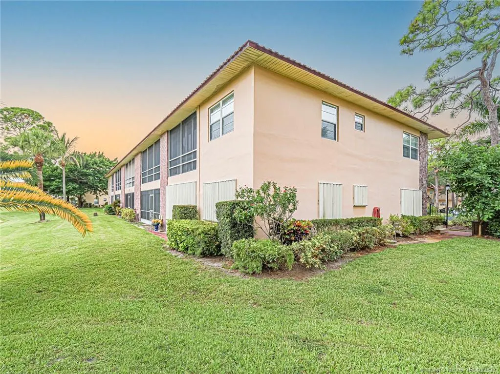 1975 SW Palm City Road #39J