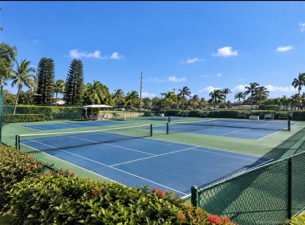 1800 SE Saint Lucie Boulevard #7-201