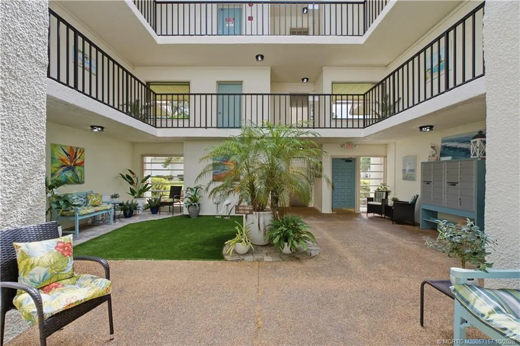 1800 SE Saint Lucie Boulevard #7-201