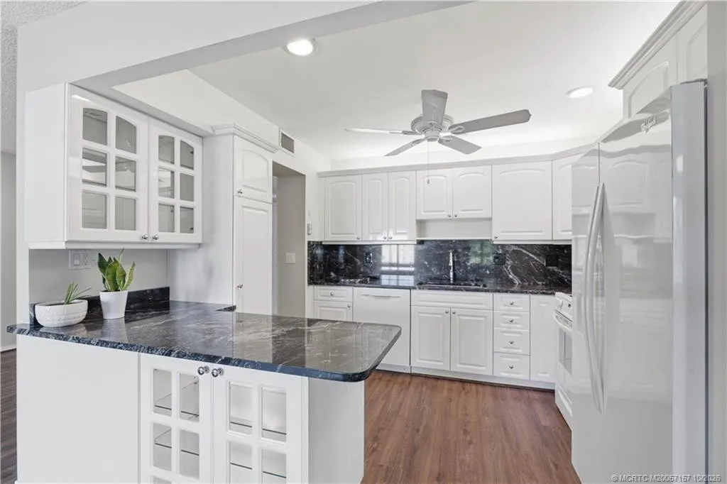 1800 SE Saint Lucie Boulevard #7-201