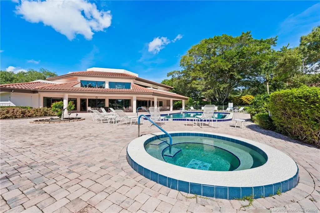 3450 SE Martinique Trace #103