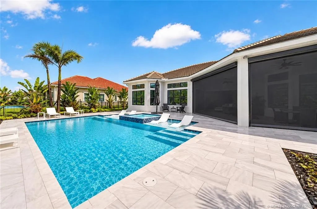 3296 SW Flowerdew Court