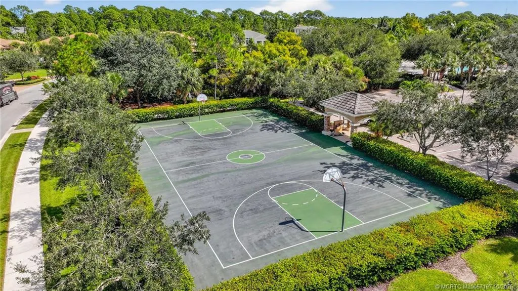 3296 SW Flowerdew Court