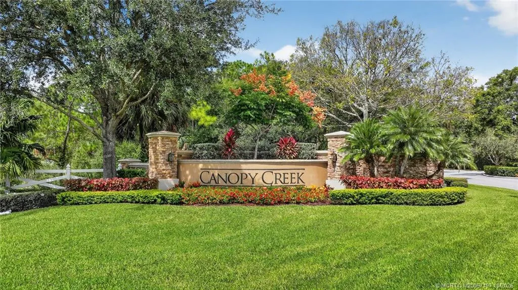 3296 SW Flowerdew Court