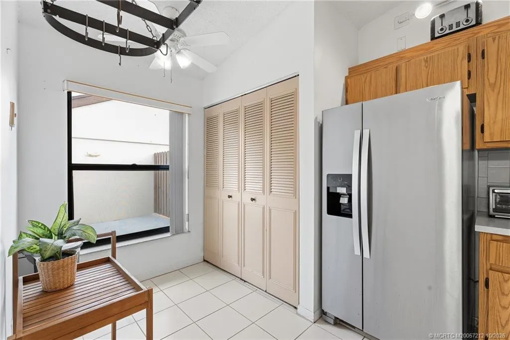 2054 SW Silver Pine Way #123H