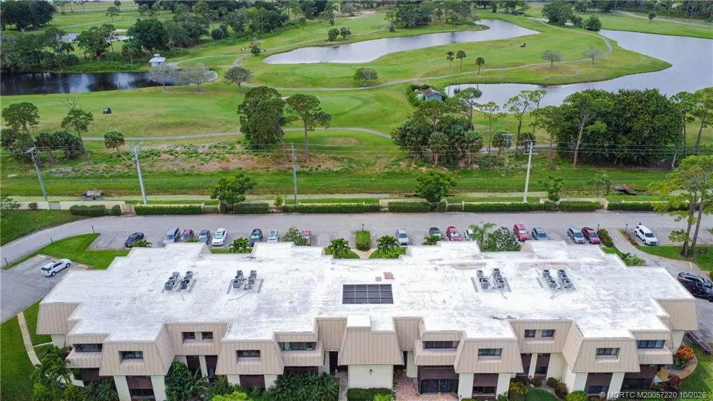 1800 SE Saint Lucie Boulevard #9-105