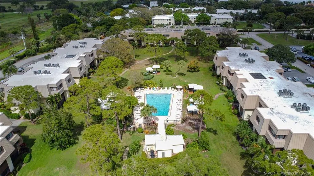 1800 SE Saint Lucie Boulevard #9-105