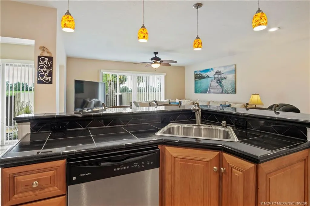 1800 SE Saint Lucie Boulevard #9-105