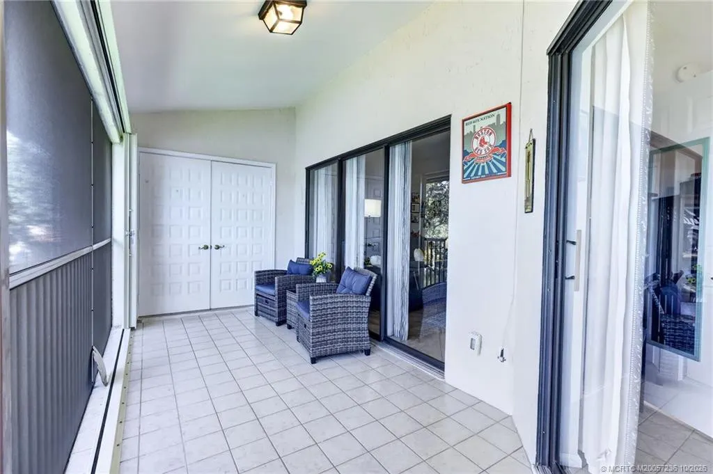 6070 SE Martinique Drive #202