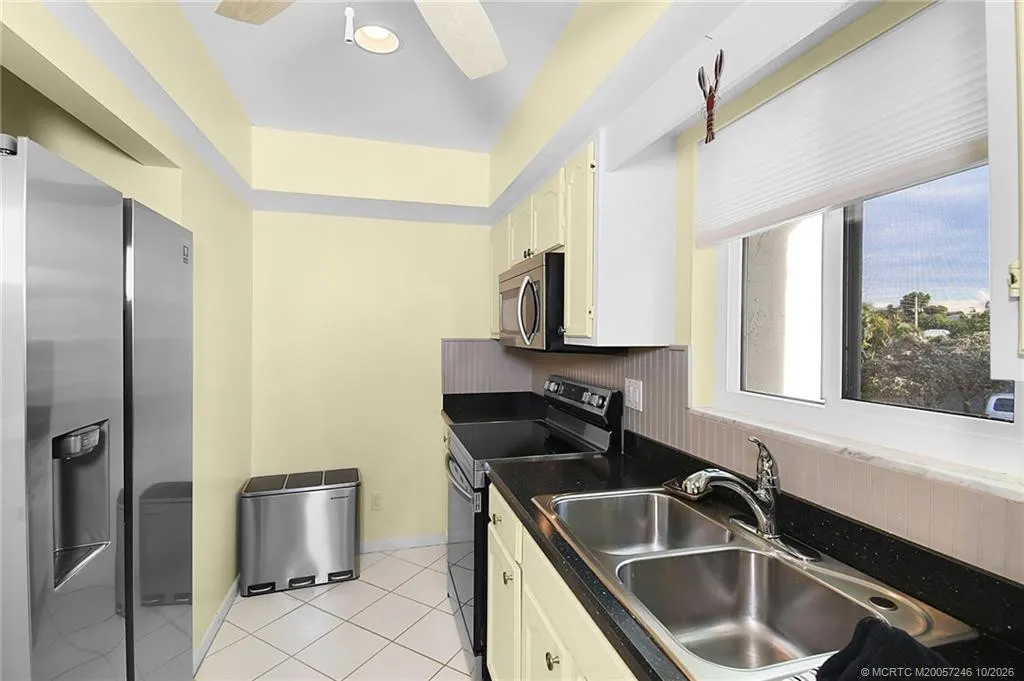 175 SE Saint Lucie Boulevard #B82