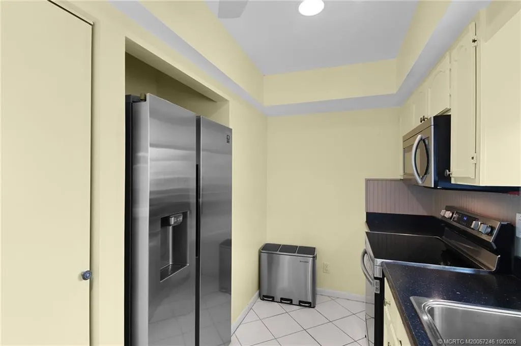 175 SE Saint Lucie Boulevard #B82