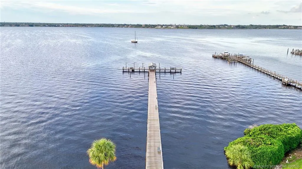175 SE Saint Lucie Boulevard #B82