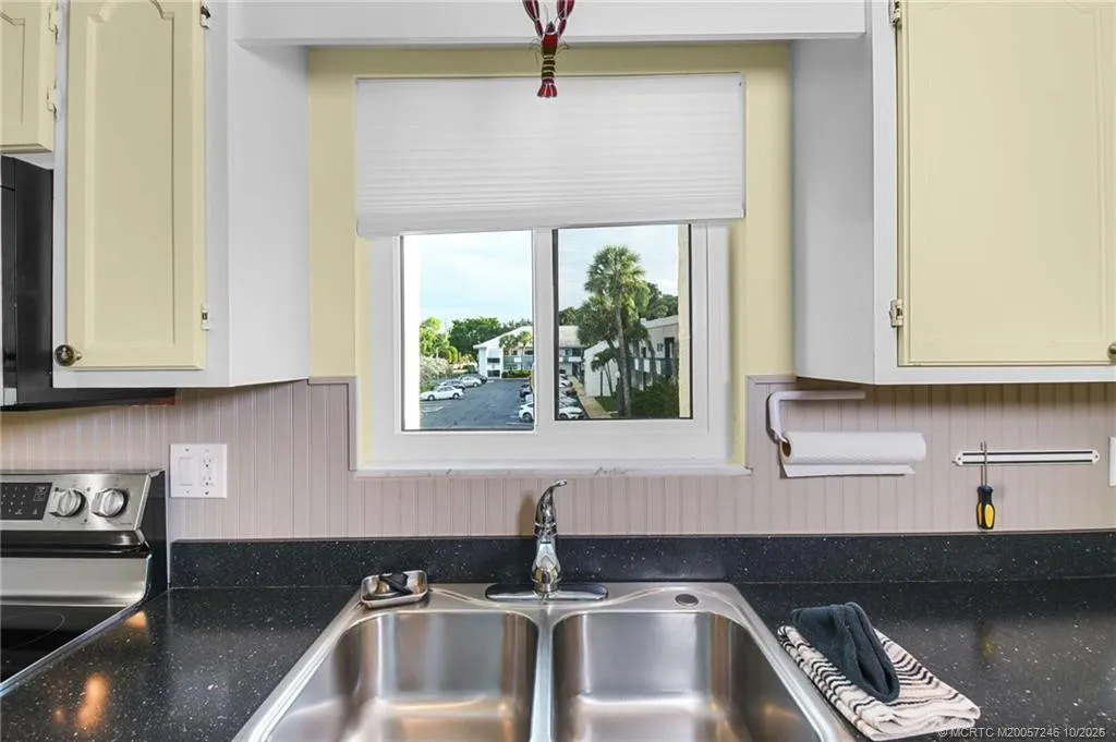 175 SE Saint Lucie Boulevard #B82
