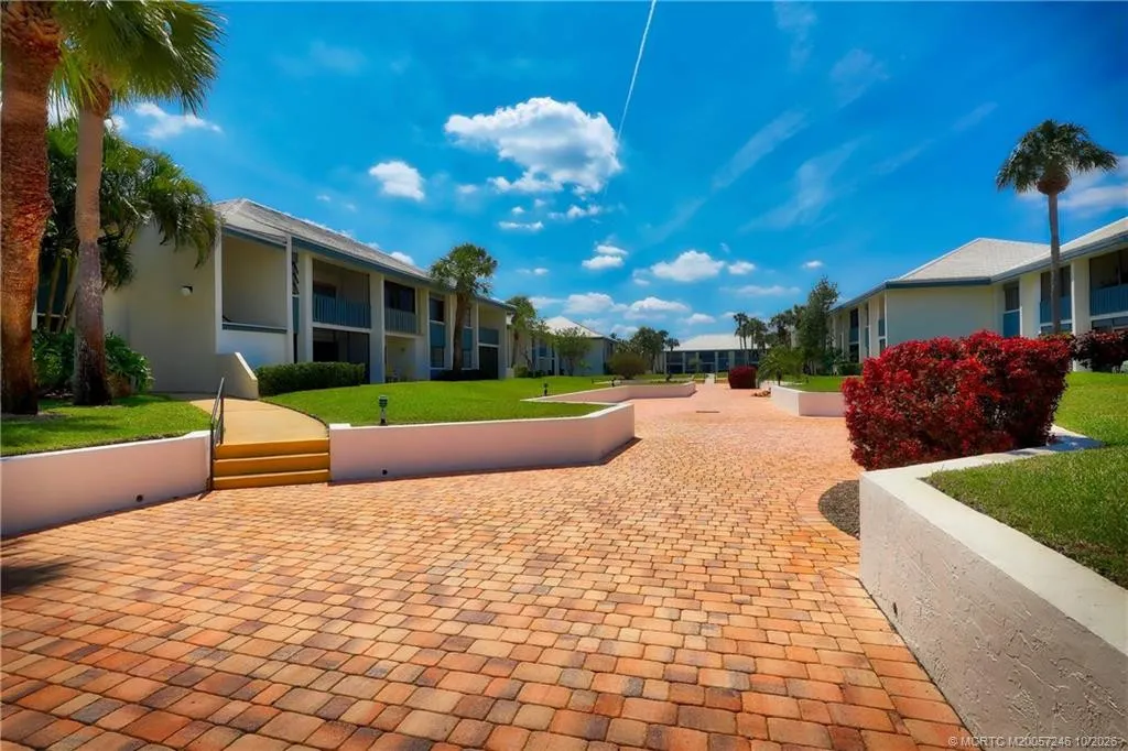 175 SE Saint Lucie Boulevard #B82
