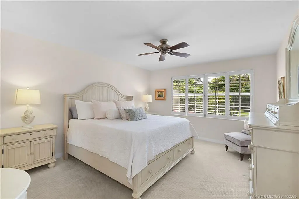 8016 SE Peppercorn Court