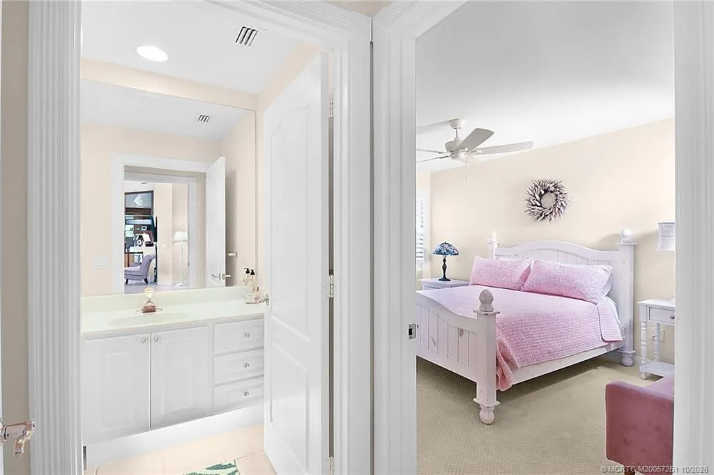 8016 SE Peppercorn Court