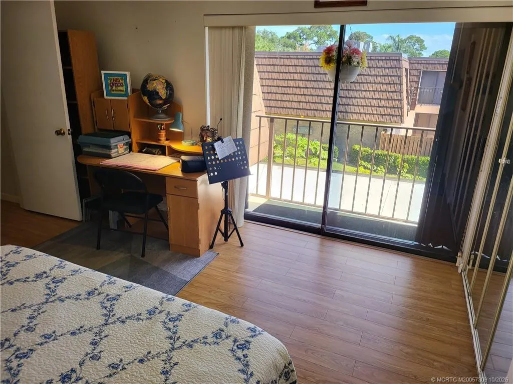 5937 SE Riverboat Drive SE #616