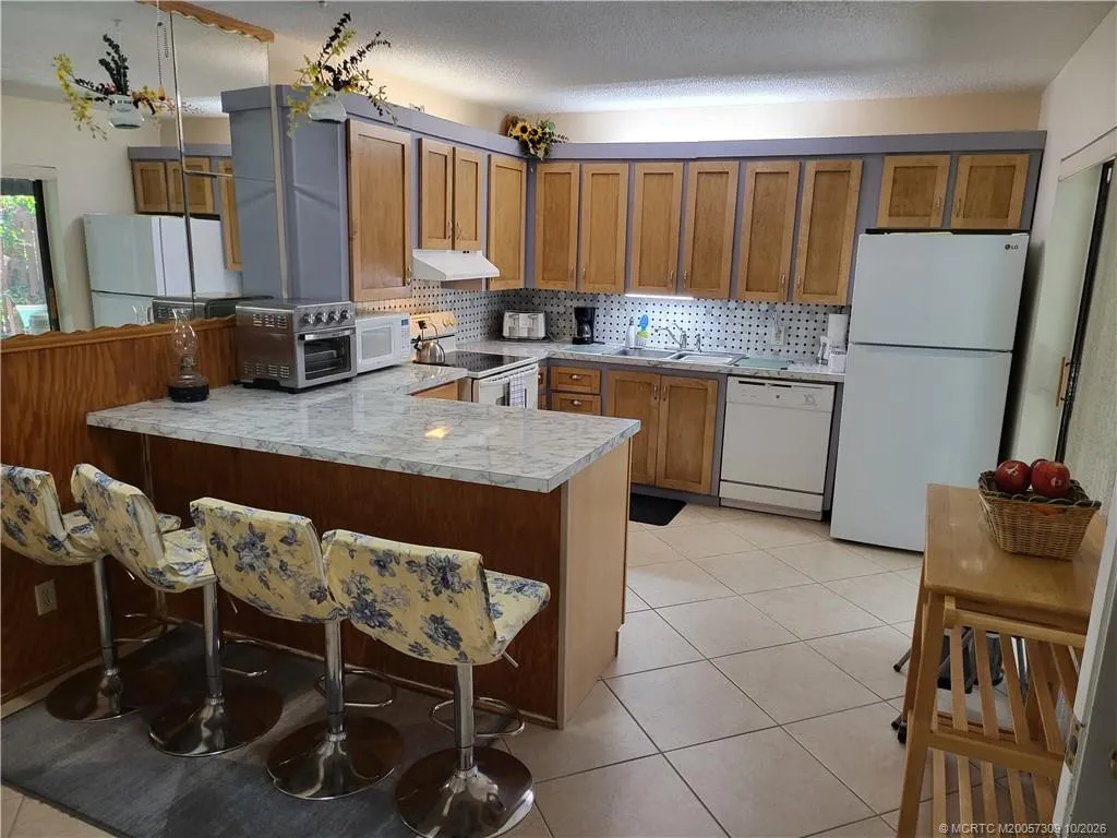 5937 SE Riverboat Drive SE #616