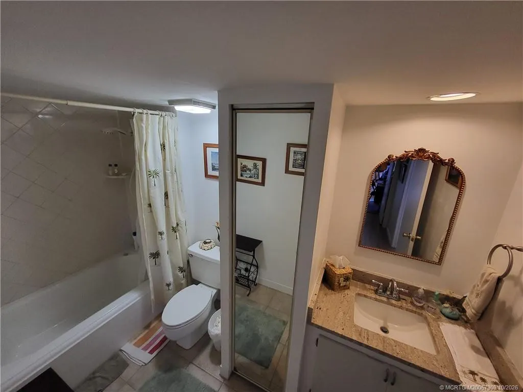5937 SE Riverboat Drive SE #616