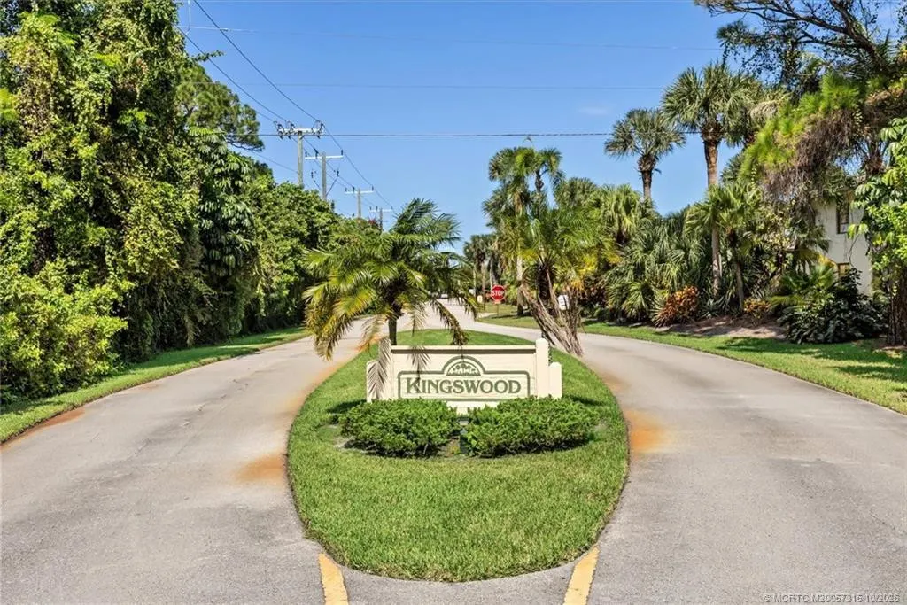 2950 SE Ocean Boulevard #121-6