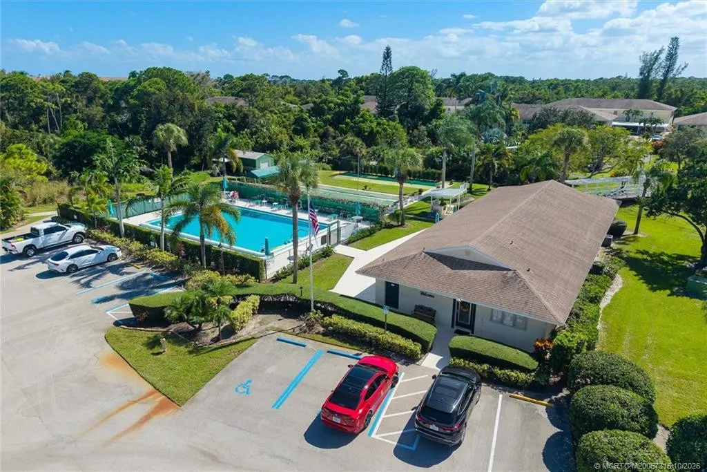 2950 SE Ocean Boulevard #121-6