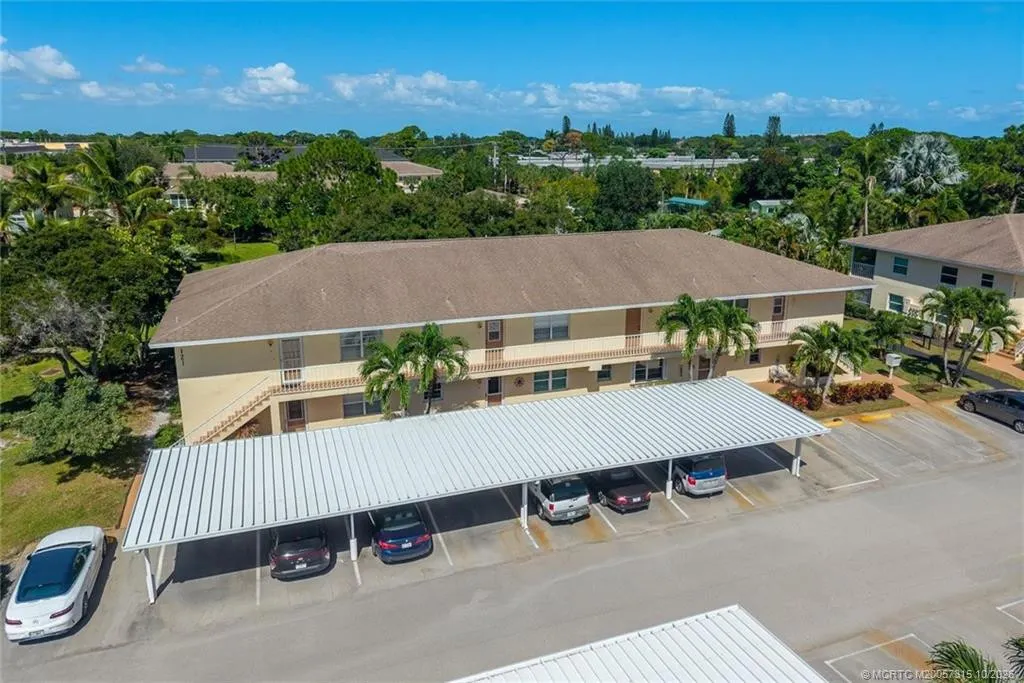 2950 SE Ocean Boulevard #121-6