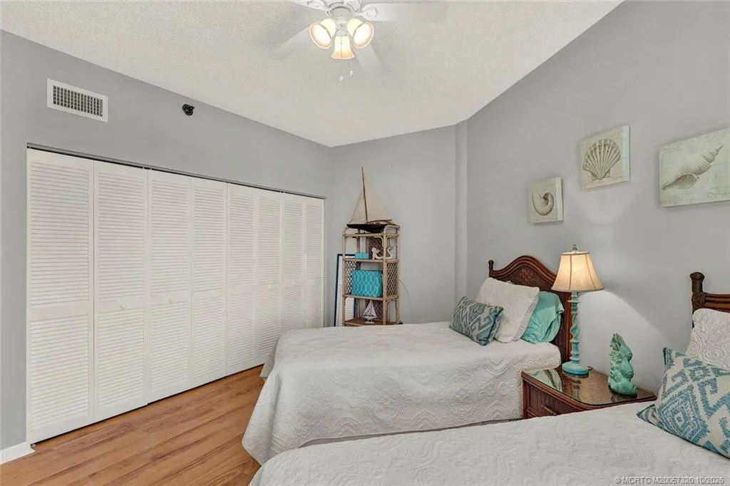 221 NE Plantation Road #403
