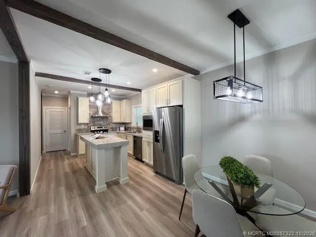 644 Sun Ray Court