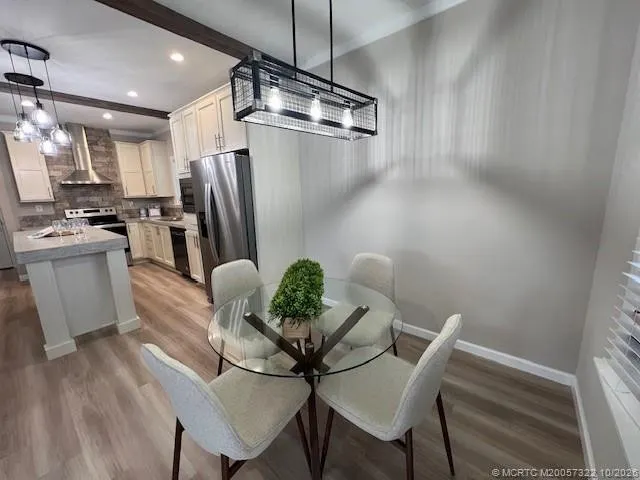 644 Sun Ray Court