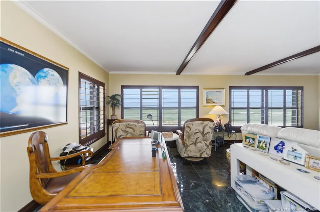 1289 NE Ocean Boulevard #12