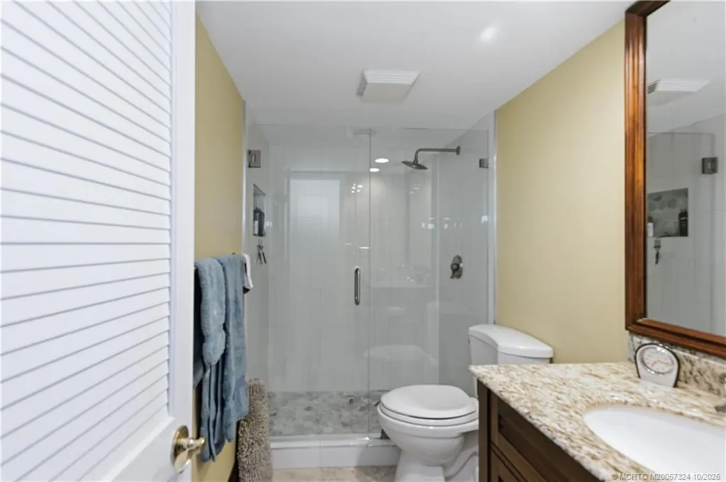 1289 NE Ocean Boulevard #12