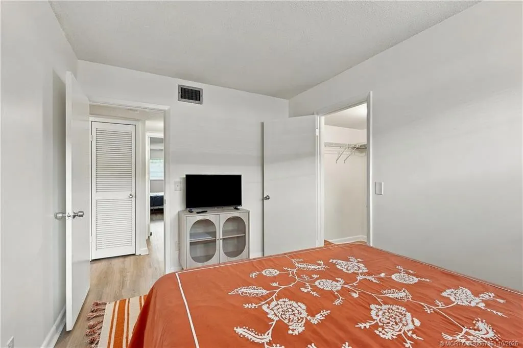 2950 SE Ocean Boulevard #5-2