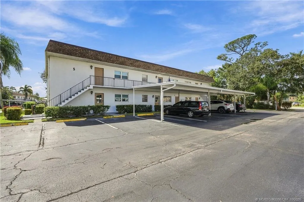 2950 SE Ocean Boulevard #5-2