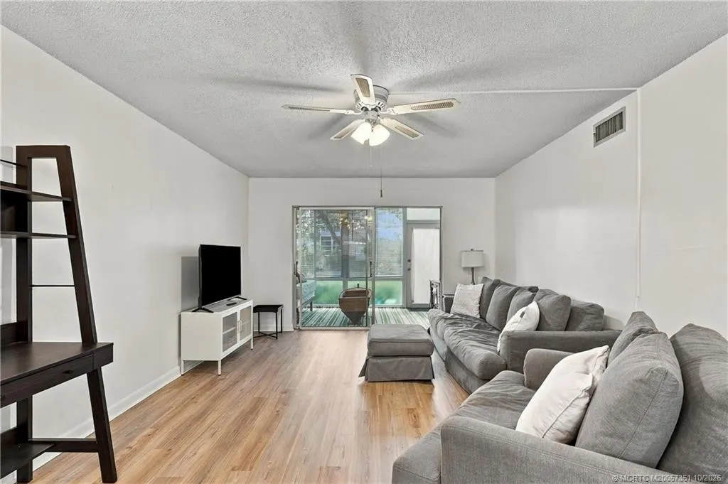 2950 SE Ocean Boulevard #5-2