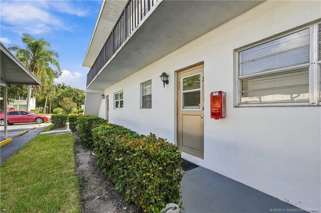 2950 SE Ocean Boulevard #5-2