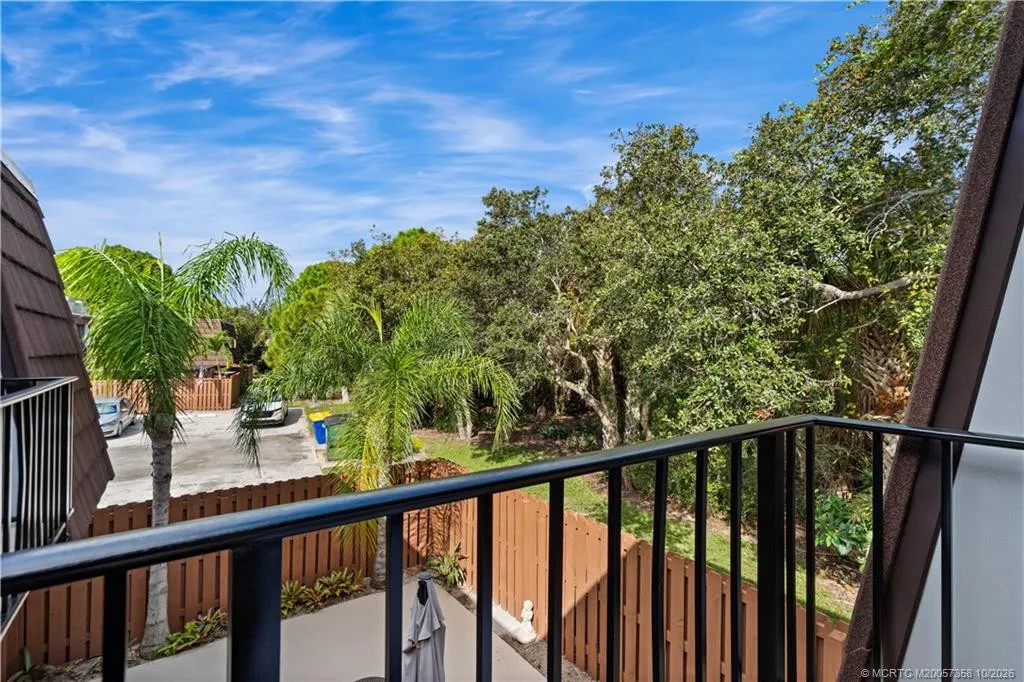 5863 SE Riverboat Drive