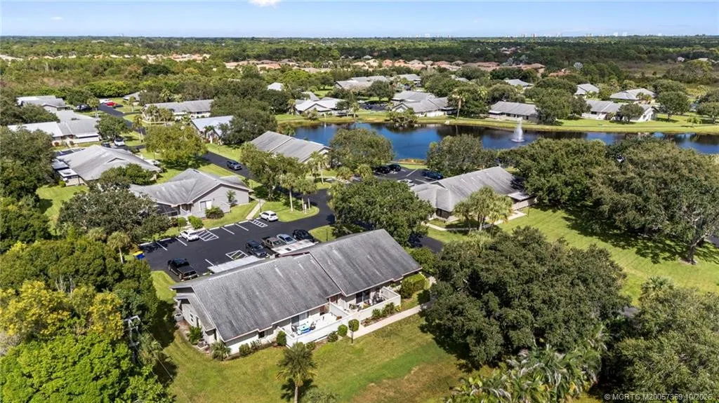 4119 NW Cinnamon Tree Circle