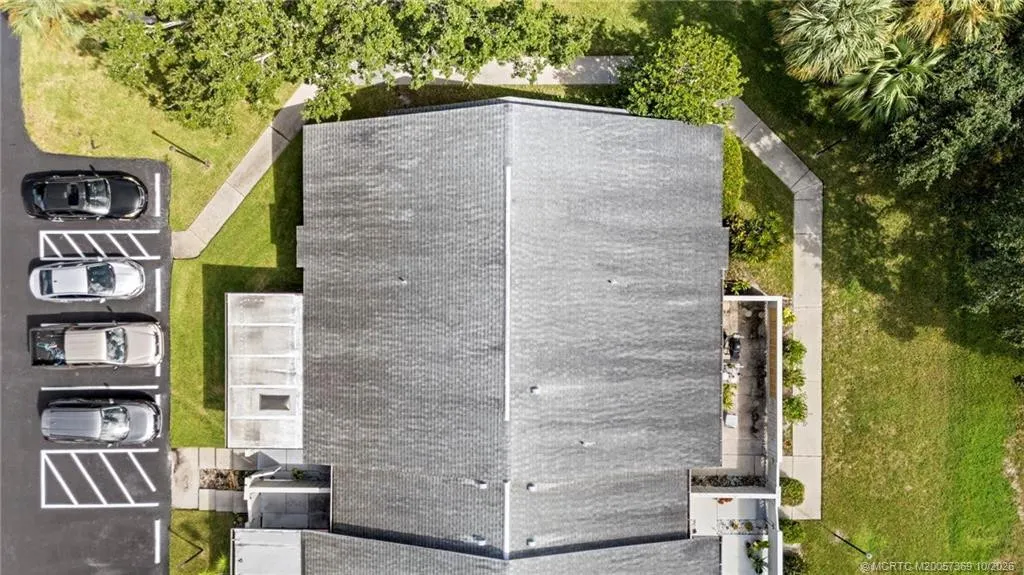 4119 NW Cinnamon Tree Circle