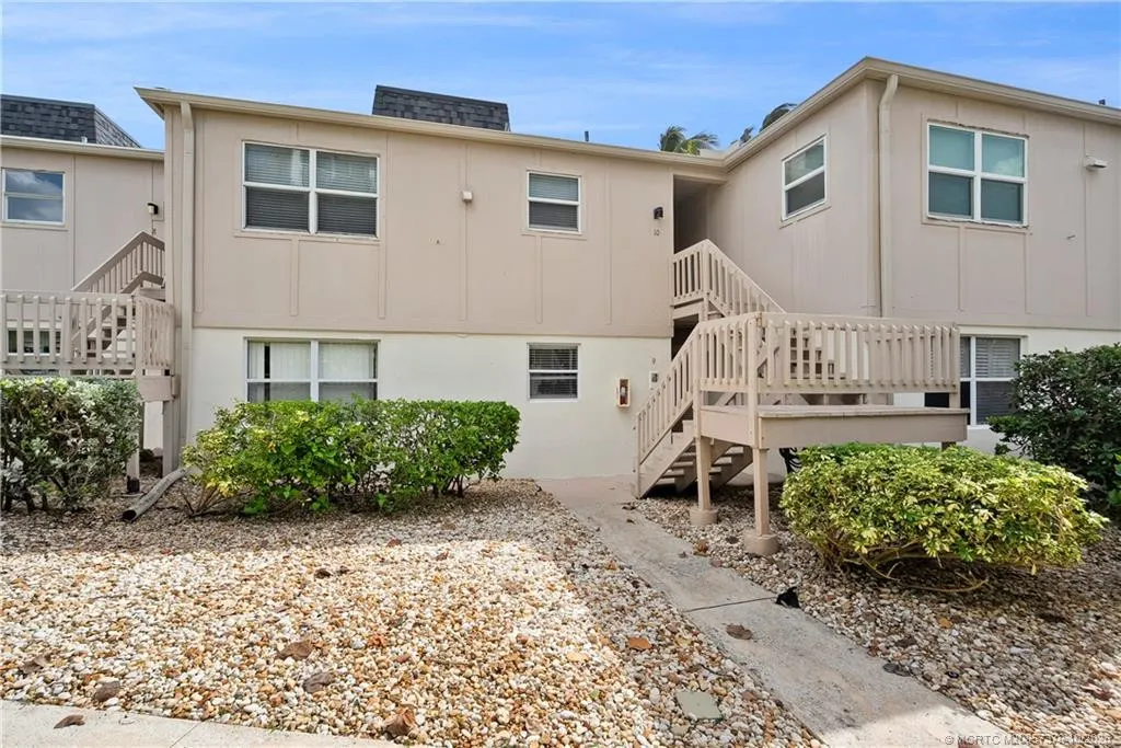 1501 NE Ocean Boulevard #9