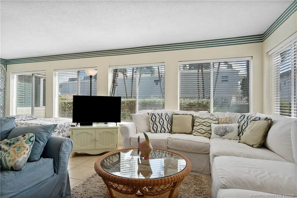 1501 NE Ocean Boulevard #9