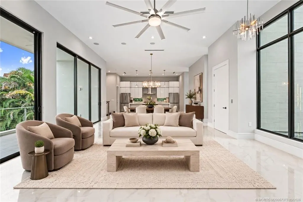 1544 SE Saint Lucie Boulevard