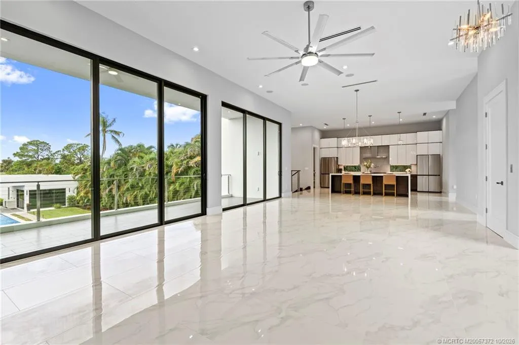 1544 SE Saint Lucie Boulevard