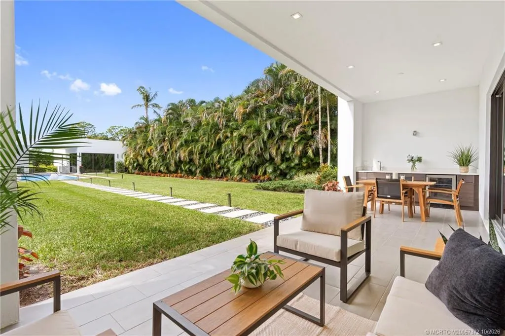 1544 SE Saint Lucie Boulevard