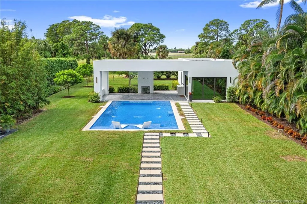 1544 SE Saint Lucie Boulevard