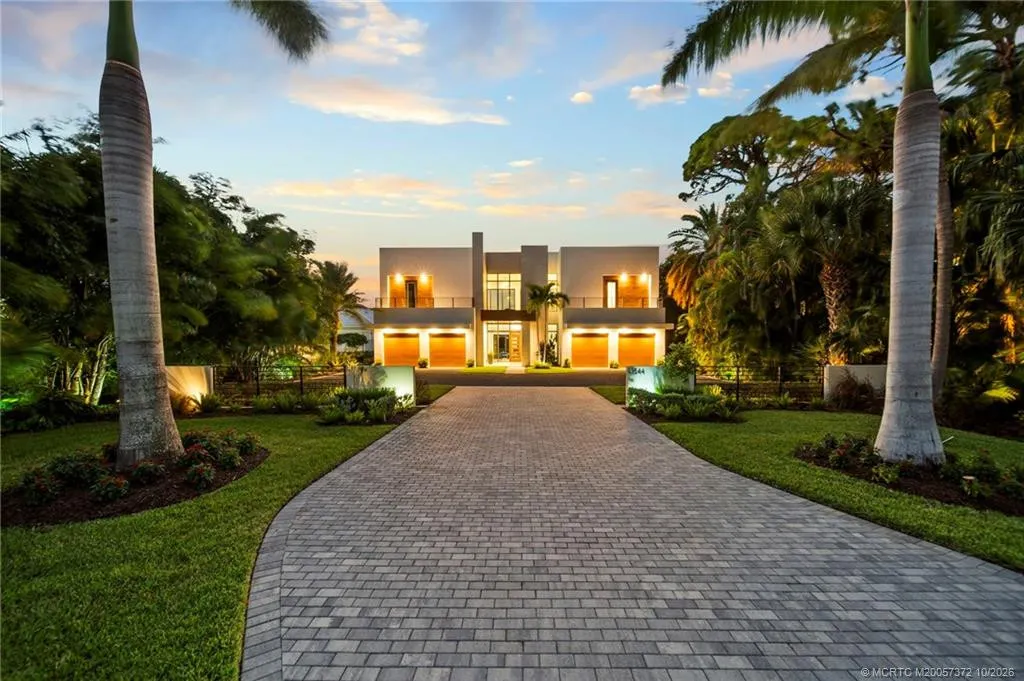 1544 SE Saint Lucie Boulevard