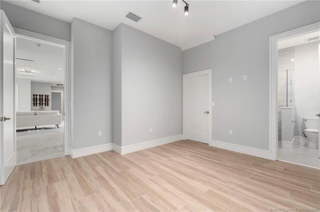1544 SE Saint Lucie Boulevard