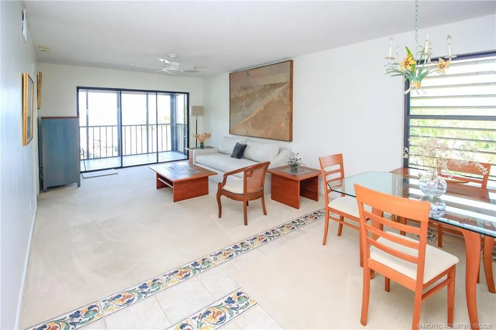 4540 NE Sandpebble Trace #406