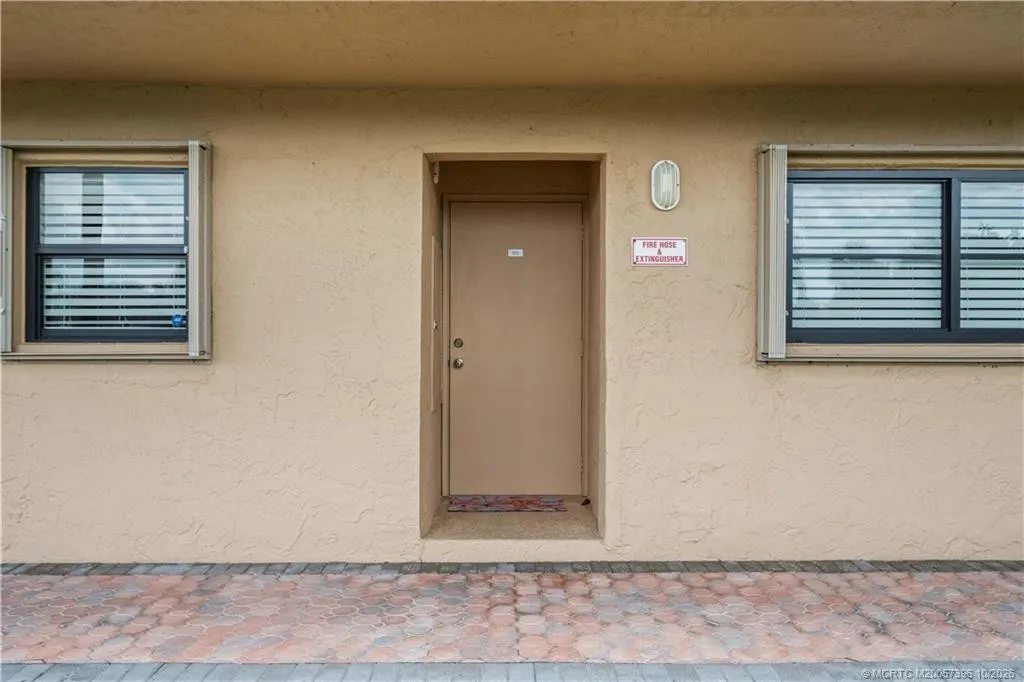10200 S Ocean Drive #103