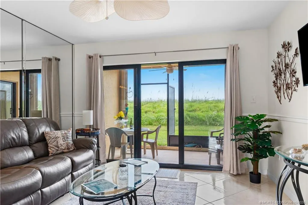 10200 S Ocean Drive #103